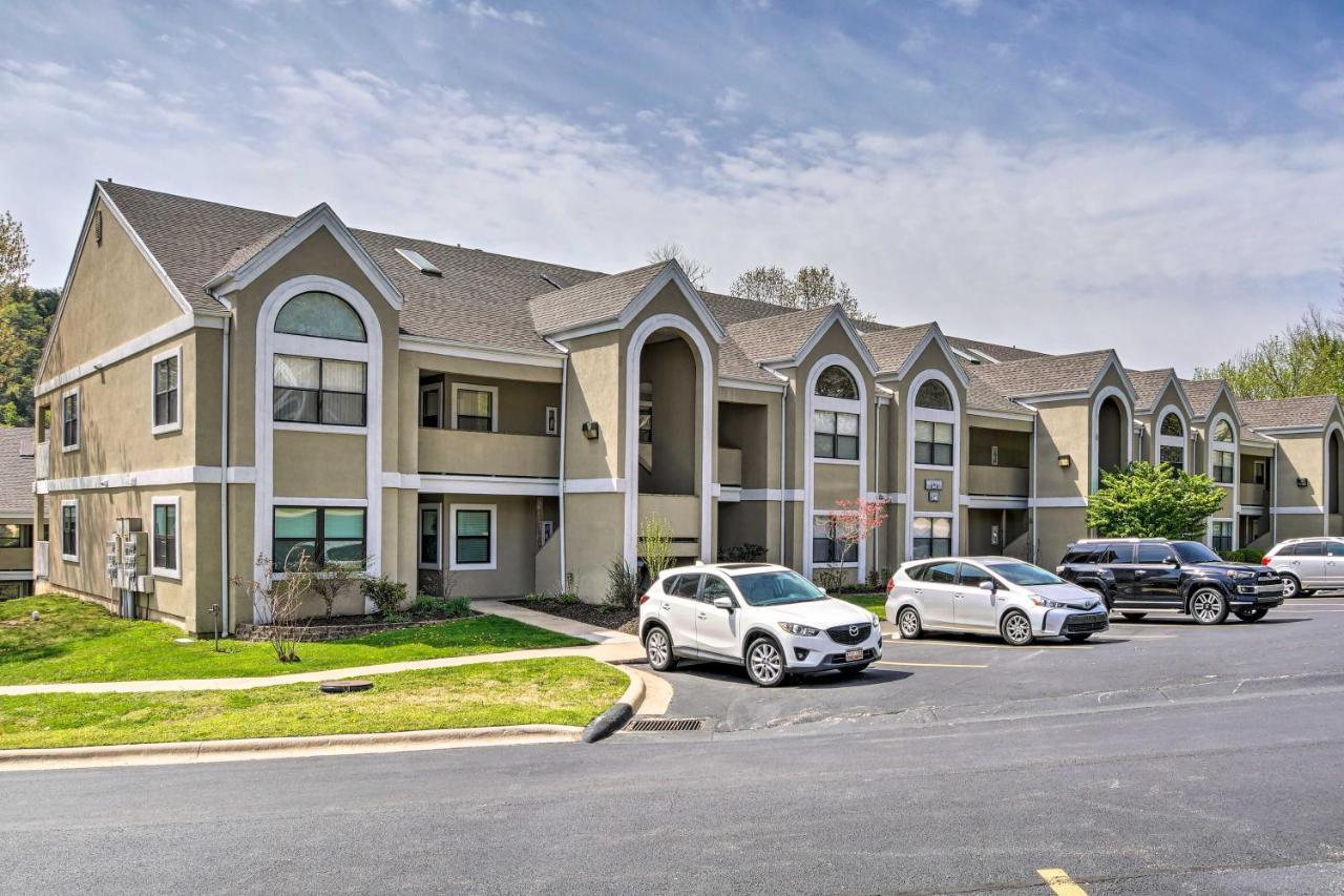 Lavish Branson Escape With Resort And Lake Access Eksteriør billede